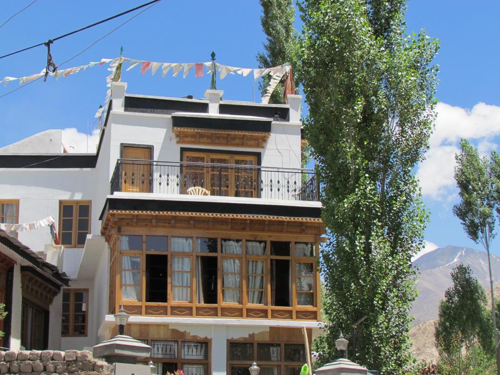 מלון לה Ashoka Ladakh מראה חיצוני תמונה